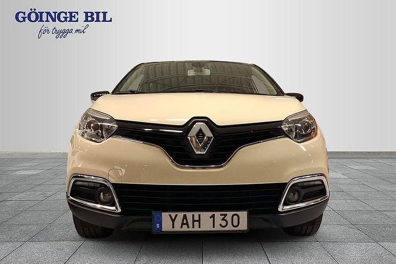 Begagnad Renault Captur Dynamique 120 HK (88 kW) 2015 Flerfärgad SUV