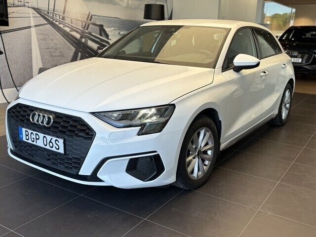 Ibisvit Begagnad 2022 Audi A3 Proline | 229 000 kr (Marknadspris) - Bild 1/4