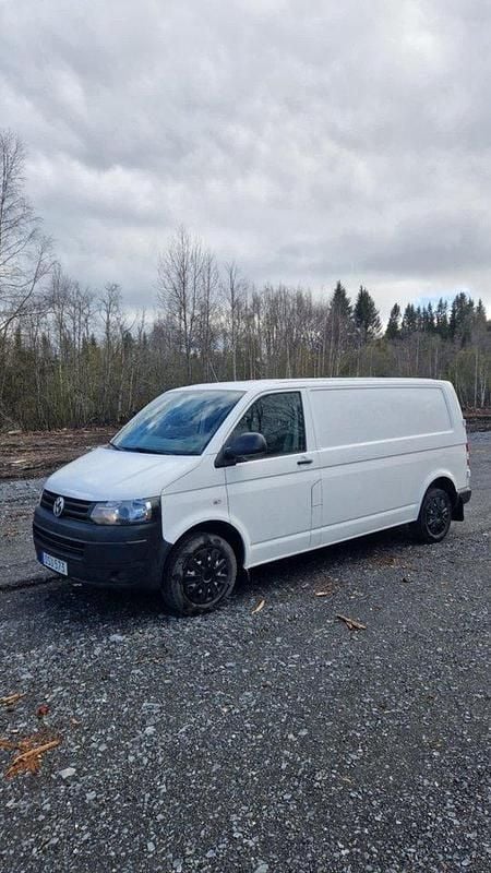 Vit Begagnad 2015 VW T5 Van | 90 000 kr (Bra pris) - Bild 1/4