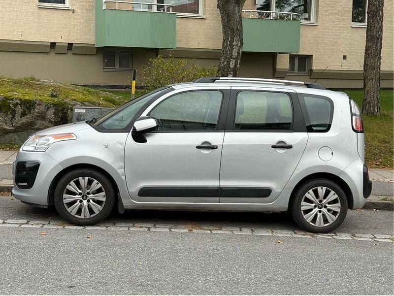 Silver Begagnad 2013 Citroën C3 Picasso Minibuss | 47 000 kr (Bra pris) - Bild 1/4