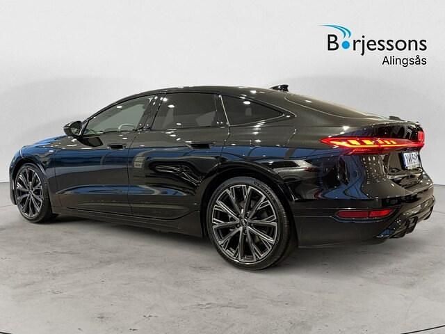 Ny Audi e-tron Sportback S-Line 210 kW (286 HK) 2025 Mytsvart metallic SUV