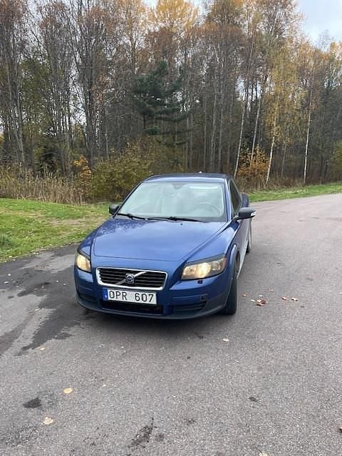 Blå Begagnad 2007 Volvo C30 Kinetic Halvkombi | 19 500 kr (Bra pris) - Bild 1/4