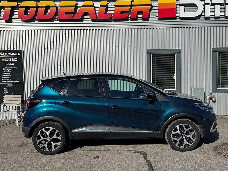 Okänd Begagnad 2017 Renault Captur SUV | 134 900 kr (Marknadspris) - Bild 1/4