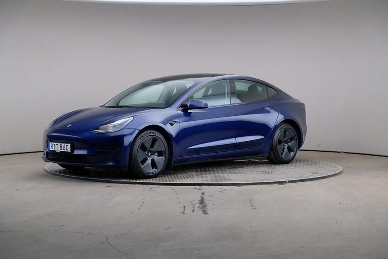 Begagnad Tesla Model 3 Long Range AWD 350 kW (476 HK) 2021 Deep blue (metallic) Sedan