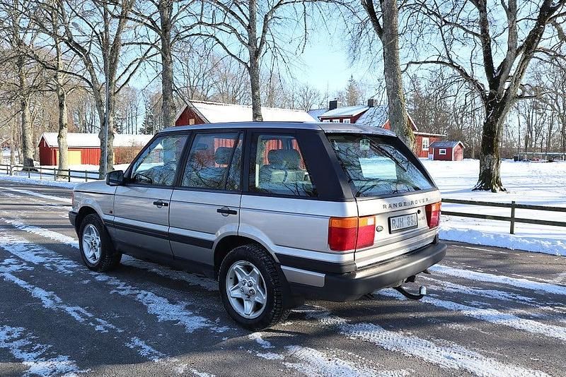 Begagnad Land Rover Range Rover 224 HK (164 kW) 1995 Grå SUV