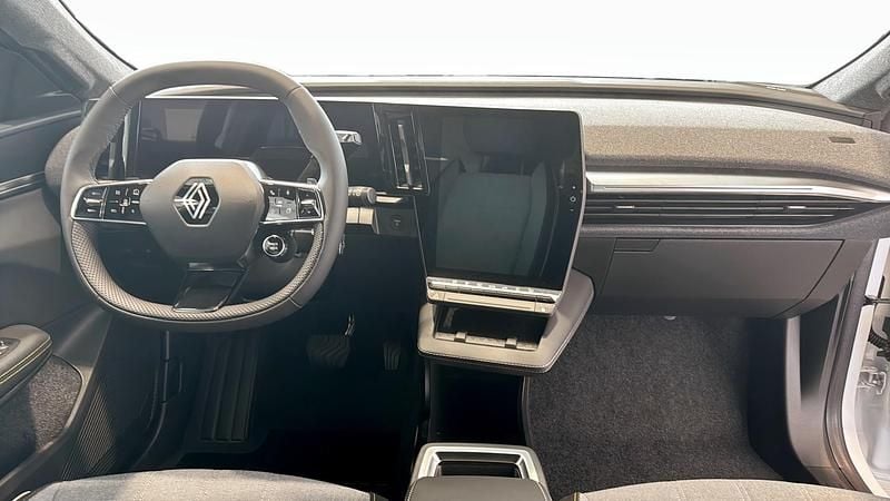 Begagnad Renault Scénic Techno 2024 Vit Minibuss