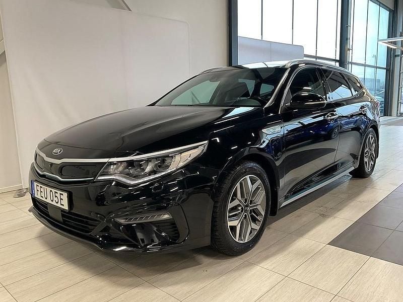 Begagnad Kia Optima Advance 205 HK (150 kW) 2019 Svart Kombi