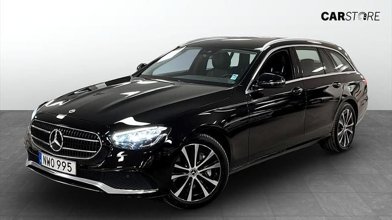 Svart Begagnad 2022 Mercedes E300 Avantgarde Kombi | 349 900 kr (Bra pris) - Bild 1/4