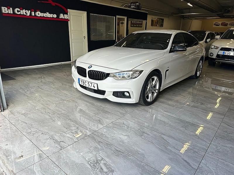 Begagnad BMW 420 M Sport 190 HK (139 kW) 2015 Vit Sportkupé