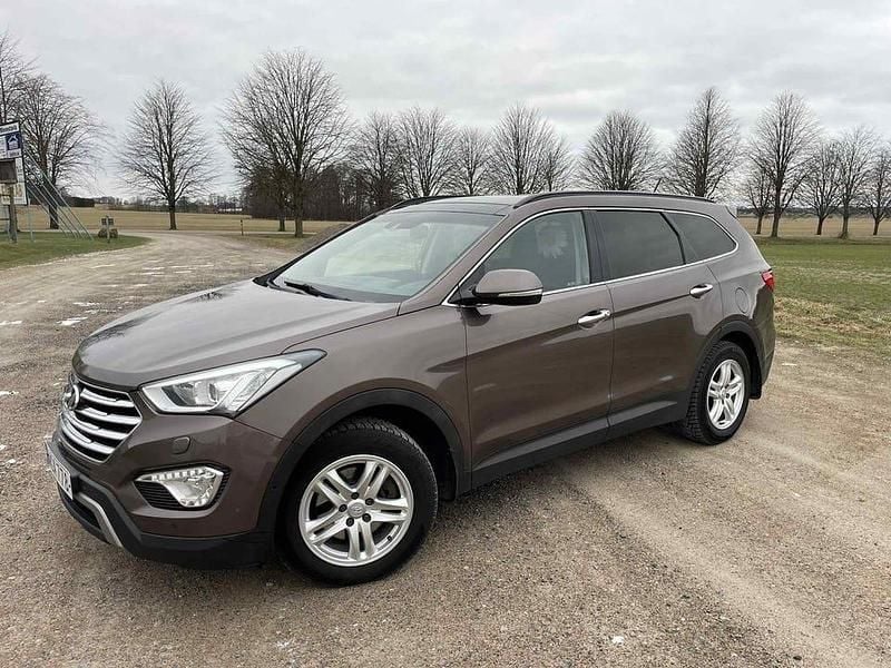 Begagnad Hyundai Grand Santa Fe Premium 197 HK (144 kW) 2014 Frosted mocha SUV