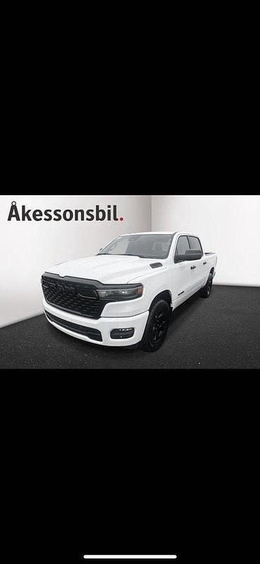 Vit Ny 2025 Dodge Ram Pickup | 961 250 kr - Bild 1/4