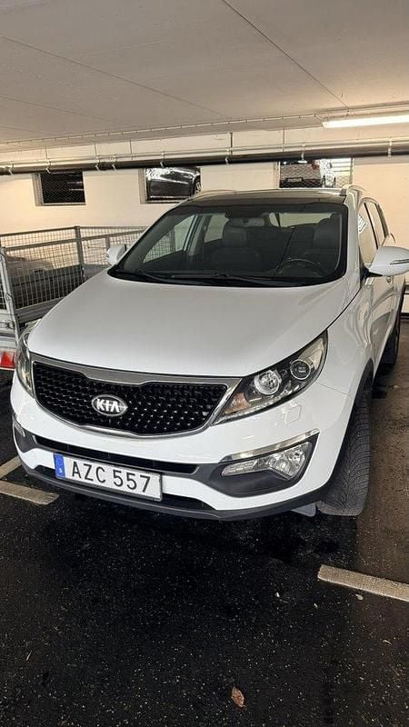 Vit Begagnad 2014 Kia Sportage SUV | 100 000 kr (Marknadspris) - Bild 1/4