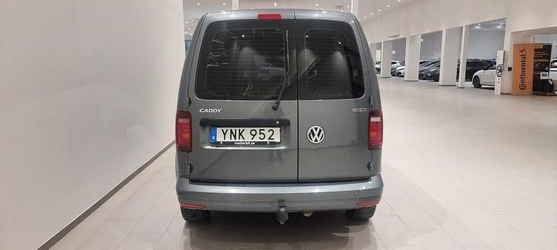 Begagnad VW Caddy 150 HK (110 kW) 2018 Indiumgrå metallic Minibuss