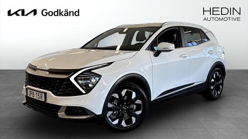 Vit (white) Begagnad 2024 Kia Sportage Advance SUV | 429 900 kr (Lite dyr) - Bild 1/4