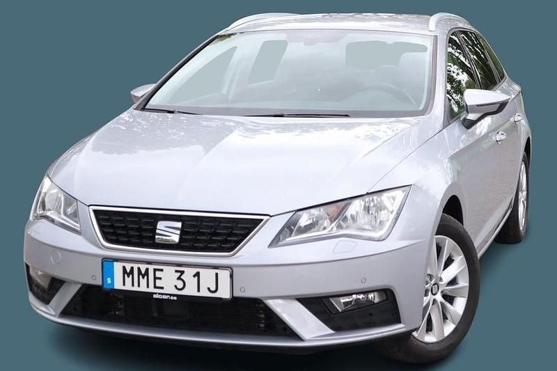 Begagnad Seat Leon ST Style 131 HK (96 kW) 2020 Silver Kombi
