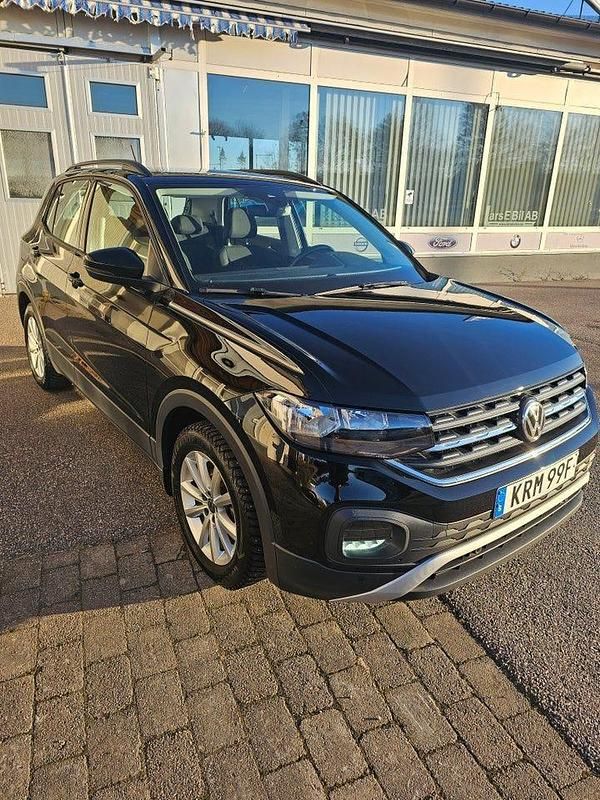 Svart Begagnad 2020 VW T-Cross SUV | 174 900 kr (Marknadspris) - Bild 1/4