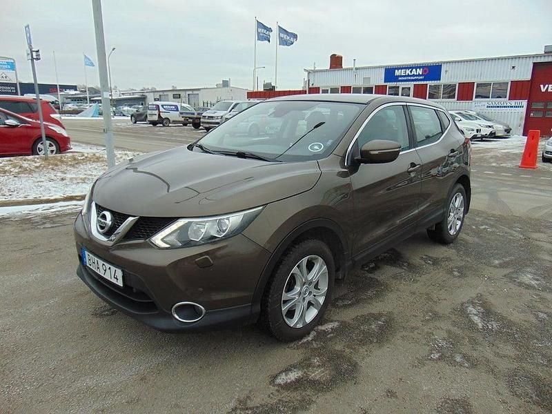 Begagnad Nissan Qashqai 116 HK (85 kW) 2014 Brun SUV