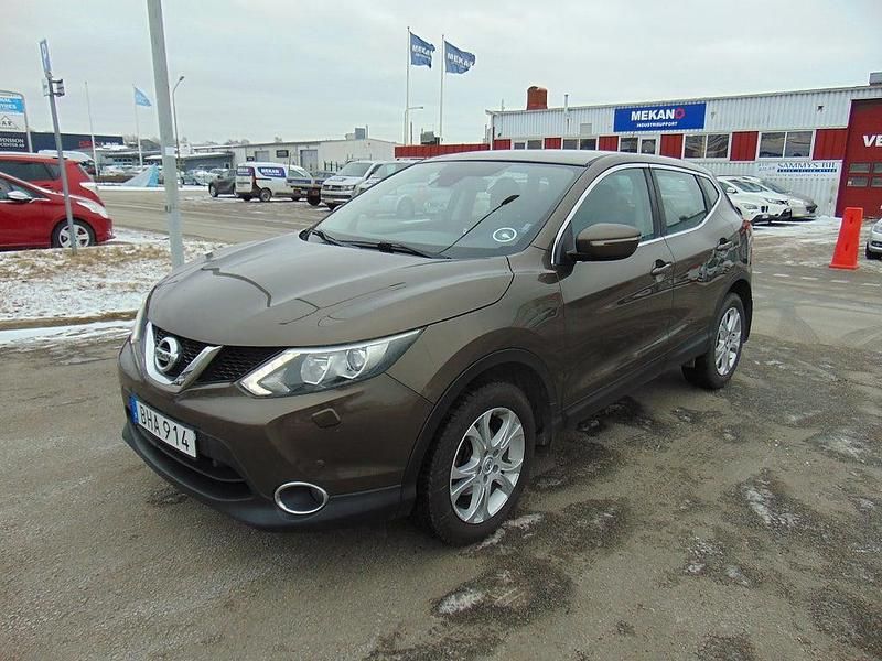 Brun Begagnad 2014 Nissan Qashqai SUV | 85 000 kr (Marknadspris) - Bild 1/4