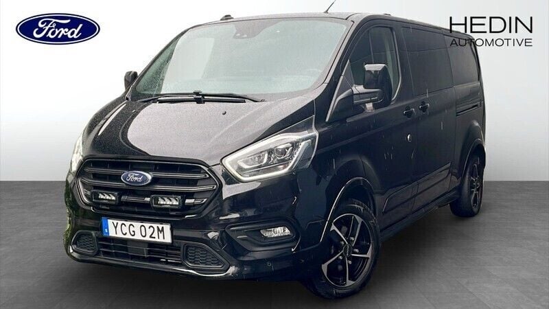 Svart (black) Begagnad 2021 Ford Transit Custom Sport Van | 479 900 kr - Bild 1/4