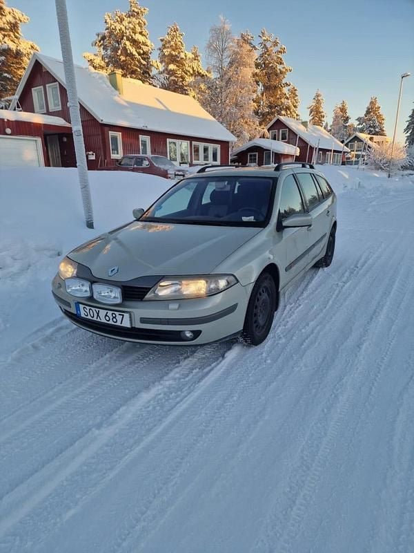Begagnad Renault Laguna GrandTour 120 HK (88 kW) 2001 Kombi