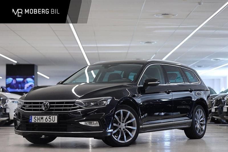 Svart Begagnad 2020 VW Passat GT Kombi | 204 900 kr (Marknadspris) - Bild 1/3