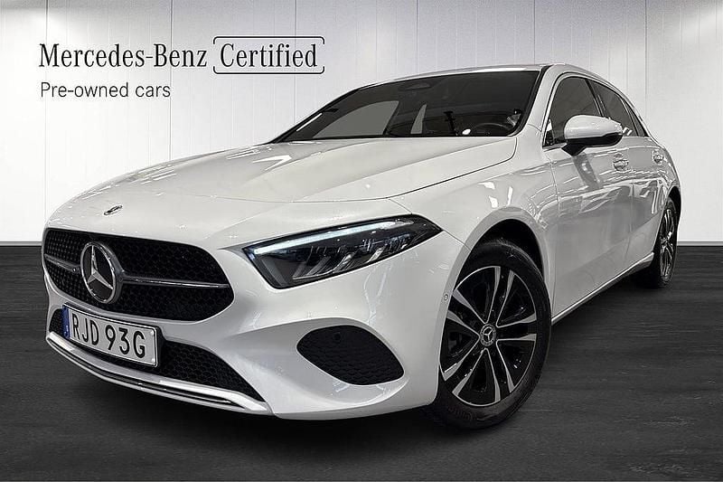 Vit Begagnad 2023 Mercedes A250 Progressive Halvkombi | 319 000 kr (Marknadspris) - Bild 1/4