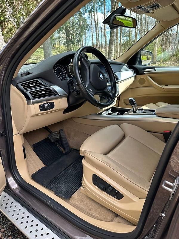 Begagnad BMW X5 306 HK (225 kW) 2012 SUV