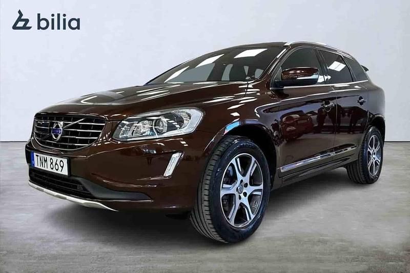 Brun Begagnad 2015 Volvo XC60 Business Edition SUV | 209 900 kr (Marknadspris) - Bild 1/1