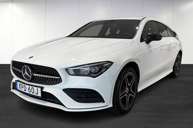 Vit Begagnad 2022 Mercedes E250 AMG Kombi | 269 900 kr - Bild 1/4