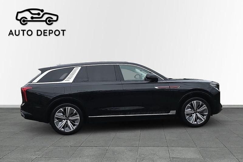 Begagnad Hongqi E-HS9 405 kW (551 HK) 2022 Vit SUV