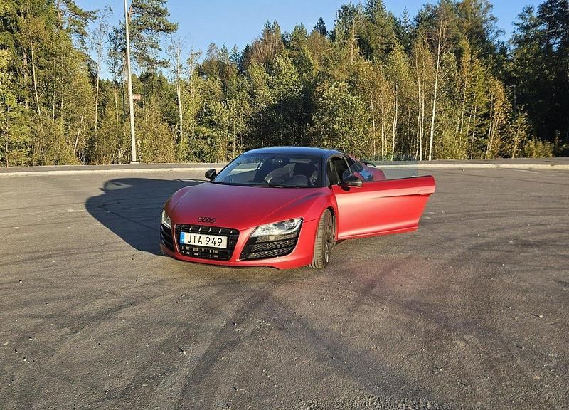 Svart Begagnad 2009 Audi R8 Coupé Sportkupé | 799 000 kr - Bild 1/4