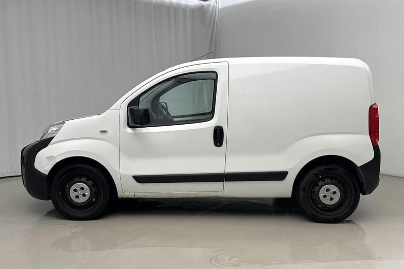 Begagnad Peugeot Bipper 75 HK (55 kW) 2011 Vit Minibuss