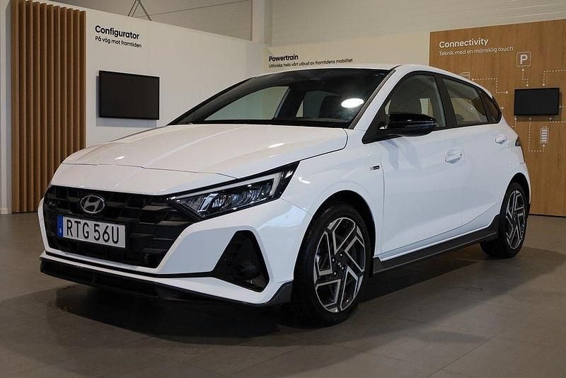 Vit Ny 2024 Hyundai i20 N Line Halvkombi | 249 900 kr - Bild 1/3