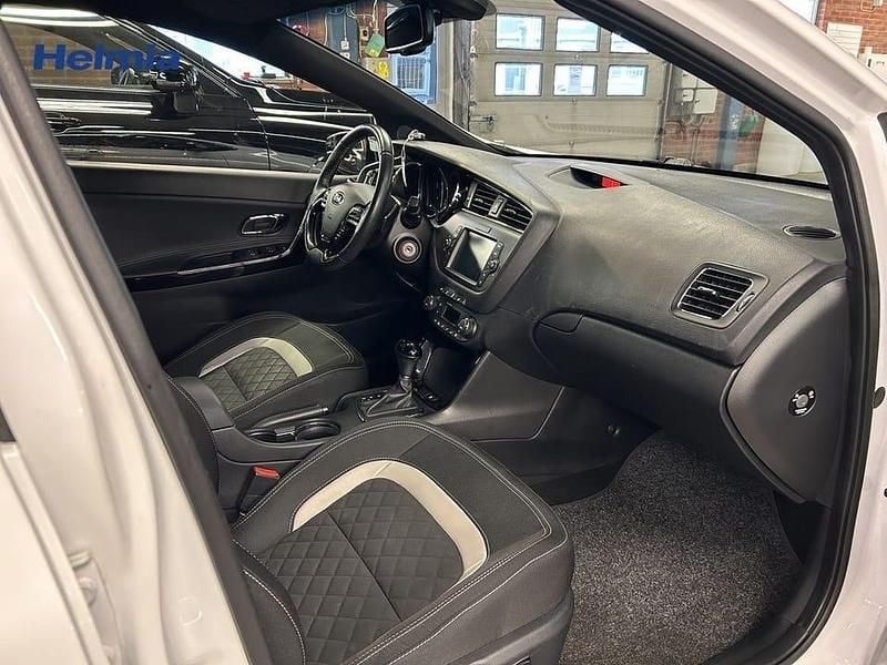 Begagnad Kia Ceed Sportswagon GT-Line 137 HK (100 kW) 2016 Vit Kombi