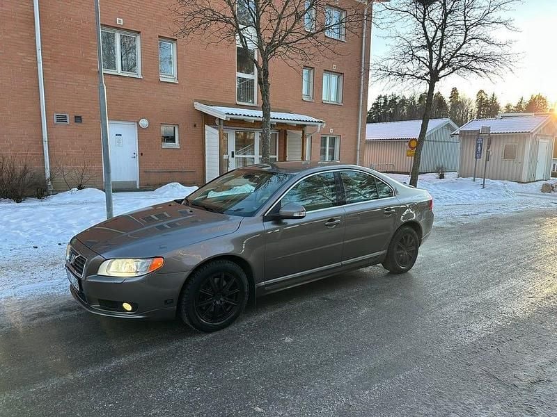 Begagnad 2008 Volvo S80 Summum Sedan | 34 500 kr (Superpris) - Bild 1/4
