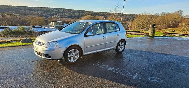 Begagnad 2007 VW Golf V Halvkombi | 54 000 kr (Dyr) - Bild 1/4