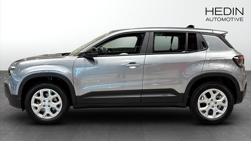 Ny Jeep Avenger Altitude 101 HK (74 kW) 2025 Grå (grey) SUV