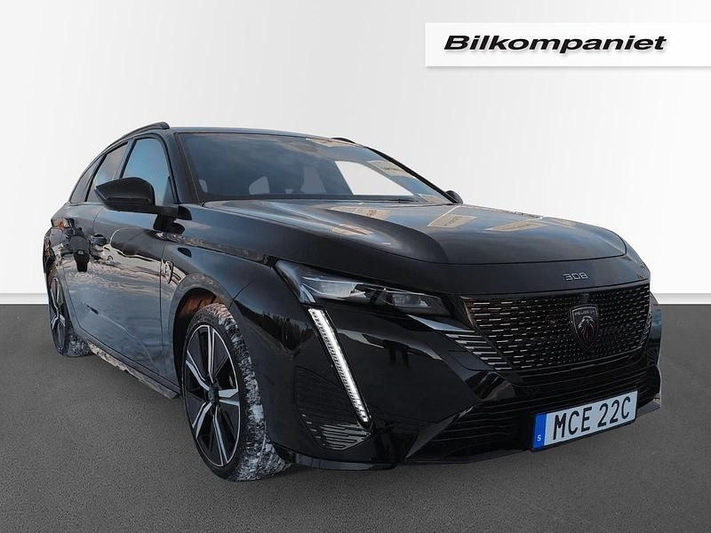 Begagnad Peugeot 308 SW GT 132 HK (97 kW) 2023 Svart Kombi