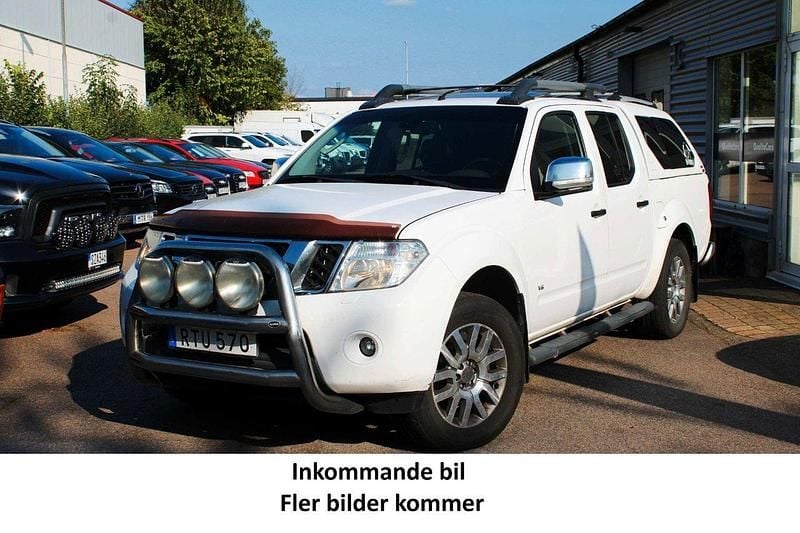 Vit Begagnad 2014 Nissan Navara Pickup | 179 900 kr (Lite dyr) - Bild 1/2
