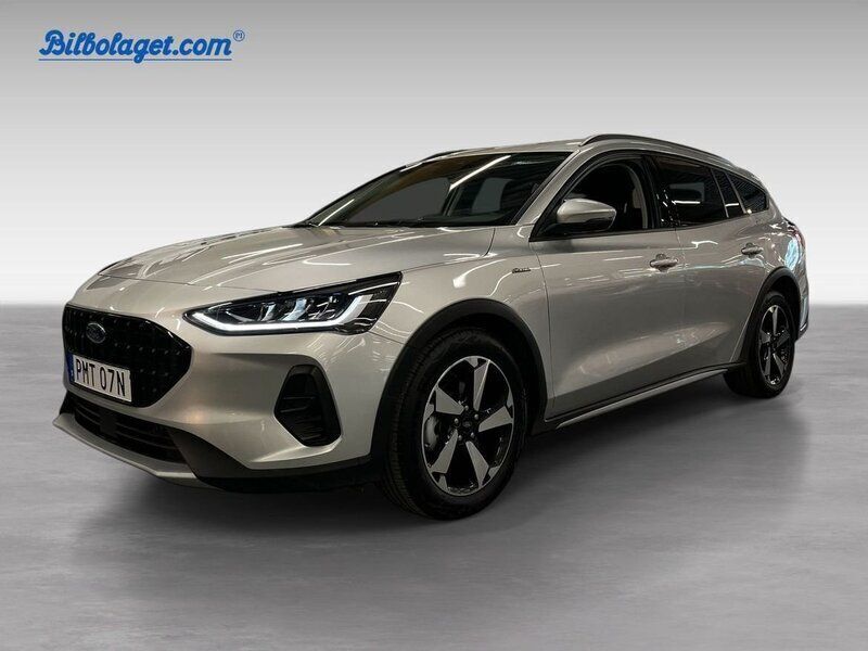 Grå Begagnad 2024 Ford Focus Active Kombi | 259 800 kr (Lite dyr) - Bild 1/4