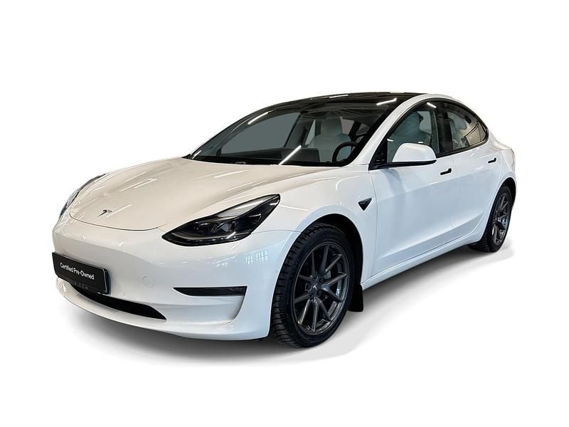 Vit Begagnad 2021 Tesla Model 3 Long Range AWD Sedan | 344 500 kr (Lite dyr) - Bild 1/4