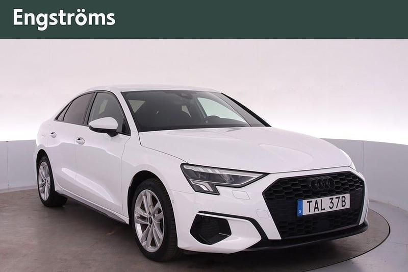Vit Begagnad 2021 Audi A3 Advanced Plus Sedan | 259 000 kr (Marknadspris) - Bild 1/4
