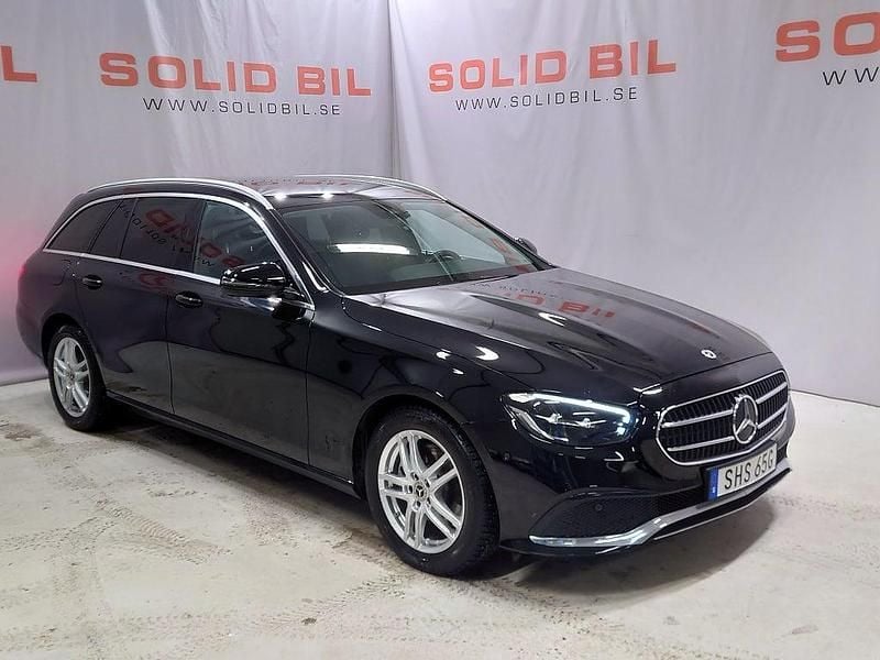 Svart Begagnad 2021 Mercedes E220 Avantgarde Kombi | 309 500 kr (Bra pris) - Bild 1/4