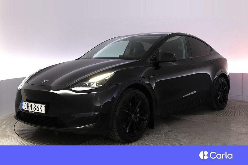 Svart Begagnad 2023 Tesla Model Y Long Range SUV | 438 900 kr - Bild 1/4