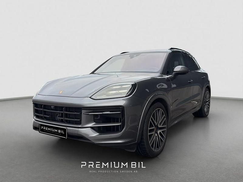 Begagnad Porsche Cayenne 471 HK (346 kW) 2025 Grå SUV