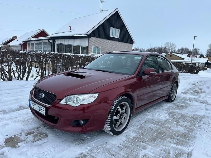 Begagnad 2009 Subaru Legacy Sedan | 29 500 kr (Marknadspris) - Bild 1/4