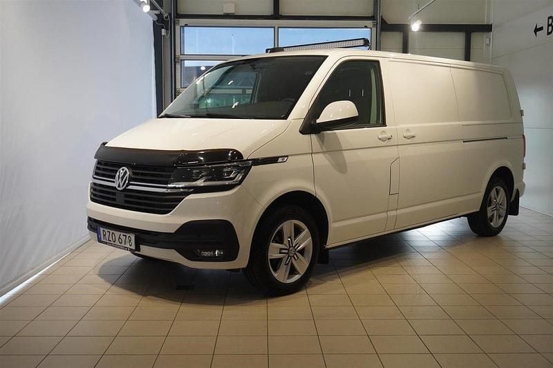 Vit Begagnad 2024 VW T6.1 SE Van | 569 900 kr - Bild 1/4