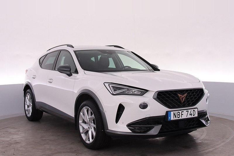 Vit (candy white) Begagnad 2022 Cupra Formentor SUV | 259 000 kr (Marknadspris) - Bild 1/4
