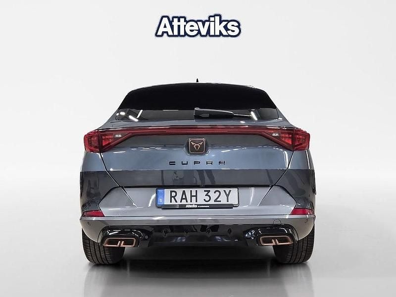 Begagnad Cupra Formentor VZ 150 HK (110 kW) 2023 Grå SUV