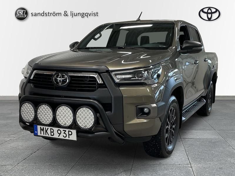 Begagnad Toyota HiLux 207 HK (152 kW) 2021 Grön Pickup